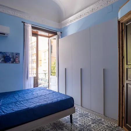 Corner Rome 433 * Palermo