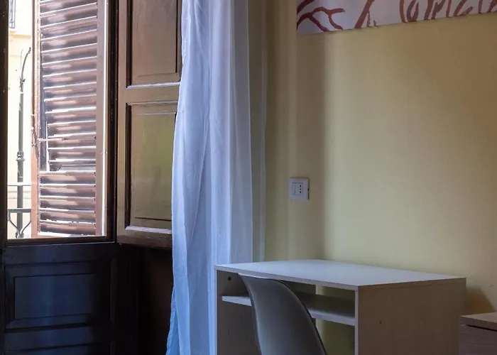 Corner Rome 433 פלרמו